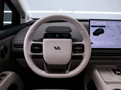 2025 Li Auto i8 Standard, чёрный — фото 7
