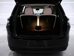 2025 Li Auto i8 Standard, чёрный — фото 17