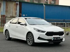 2021 Kia Cerato 1.5L CVT Fashion, белый — фото 3
