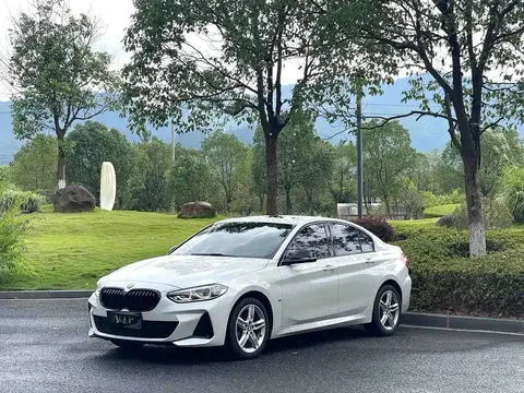 2021 BMW 1 Series 120i M Sport Night Edition