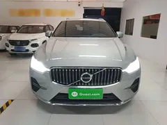 2022 Volvo XC60 4WD Zhiyi Luxury — фото 3