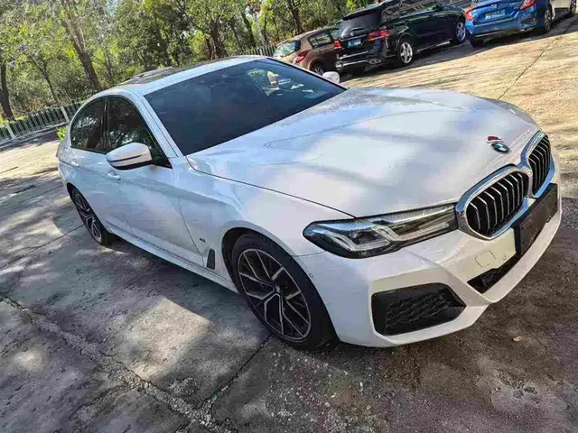 2022 BMW 5 Series 530i M Sport Package