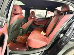 2021 BMW 5 Series 530Li Leading M Sport Package, чёрный — фото 7
