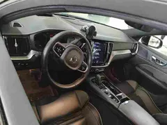 2021 Volvo S60 T8 PHEV 4WD Sport — фото 2
