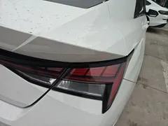 2022 Hyundai Elantra 1.5L CVT GLX Elite, белый — фото 8