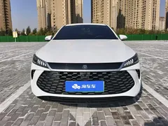 2025 BYD Qin PLUS DM-i PHEV Smart Driving 55km Leading, белый — фото 2