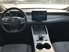 2025 BYD Qin PLUS DM-i PHEV Smart Driving 55km Leading, белый — фото 12
