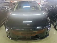2025 Li Auto i8 Standard, чёрный — фото 3