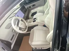 2025 Li Auto i8 Standard, чёрный — фото 15