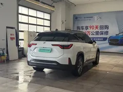 2022 Nio ES6 75kWh Sport, белый — фото 9