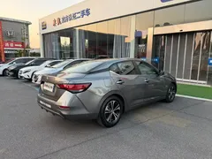 2021 Nissan Sylphy 1.6L XL CVT — фото 7