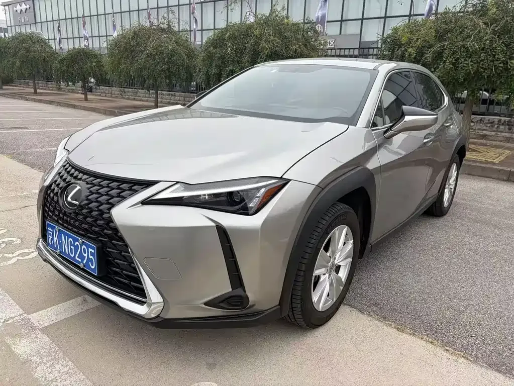 2022 Lexus UX 260h