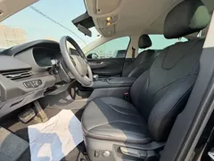 2023 Hongqi E-QM5 Basic Mobility, чёрный — фото 7
