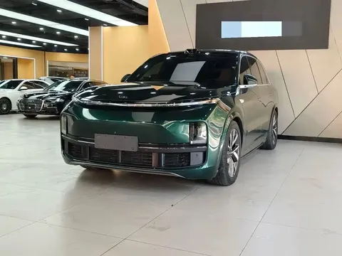 2023 Li Auto L8