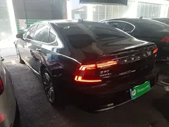 2023 Volvo S90, чёрный — фото 5