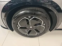 2025 Xiaomi YU7 RWD Long Range — фото 23