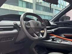 2022 Changan UNI-V 1.5T Premium, чёрный — фото 8