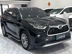 2022 Toyota Highlander 380T 4WD Premium 7-seat, чёрный — фото 3