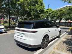 2025 Li Auto i8 Standard, белый — фото 6