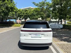 2025 Li Auto i8 Standard, белый — фото 7