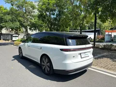 2025 Li Auto i8 Standard, белый — фото 8