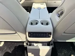 2025 Li Auto i8 Standard, белый — фото 19