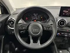 2022 Audi Q2L 35 TFSI Fashion Sport, белый — фото 11