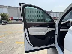 2021 Geely Monjaro 2.0TD DCT EVO 2WD Premium, белый — фото 10