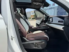 2021 Geely Monjaro 2.0TD DCT EVO 2WD Premium, белый — фото 29