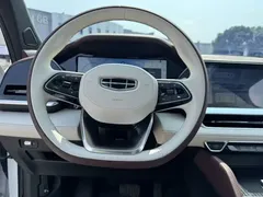 2021 Geely Monjaro 2.0TD DCT EVO 2WD Premium, белый — фото 35