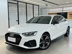 2022 Audi A4L 40 TFSI Luxury Sport, белый — фото 1