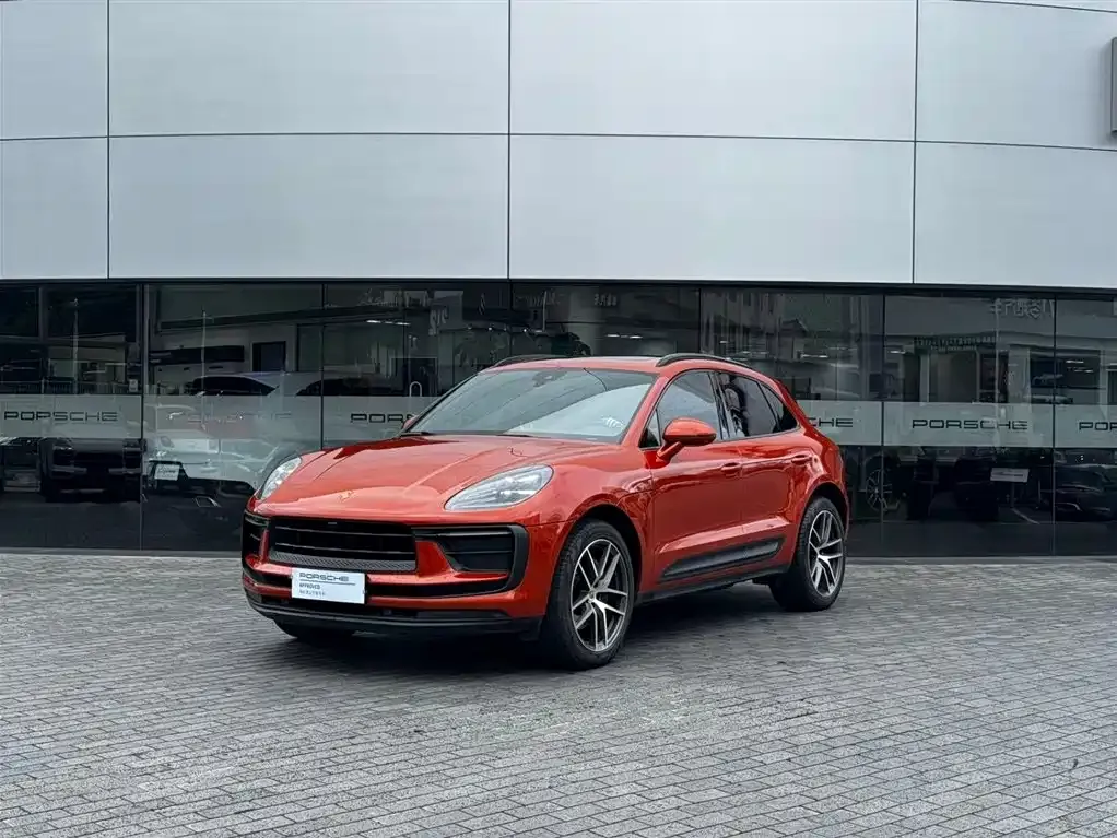 2023 Porsche Macan 2.0T