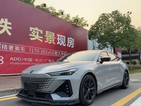 2022 Changan UNI-V 1.5T Premium