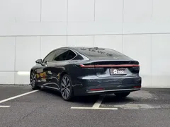 2024 Nio ET7 75kWh Executive Signature, синий — фото 6