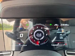 2022 Hyundai Elantra 1.5L CVT LUX Premium, белый — фото 12