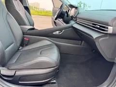 2022 Hyundai Elantra 1.5L CVT LUX Premium, белый — фото 19