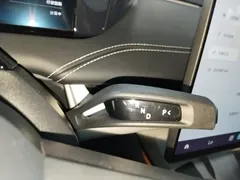2024 Xiaomi SU7 RWD Long Range Smart Driving, синий — фото 14