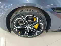 2024 Xiaomi SU7 RWD Long Range Smart Driving, синий — фото 23