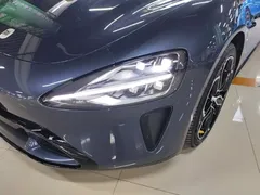 2024 Xiaomi SU7 RWD Long Range Smart Driving, синий — фото 24