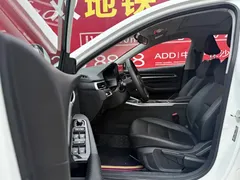 2022 Geely Emgrand 4th Gen 1.5L CVT Premium, белый — фото 4