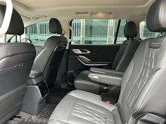 2024 Hongqi HS7 2.0T PHEV 4WD 6, чёрный — фото 8