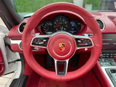 2020 Porsche 718 Boxster 2.0T, белый — фото 15