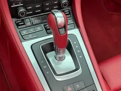 2020 Porsche 718 Boxster 2.0T, белый — фото 18