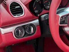 2020 Porsche 718 Boxster 2.0T, белый — фото 22