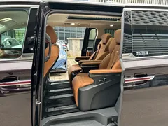 2024 Hongqi HQ9 2.0T PHEV 4WD Business — фото 14