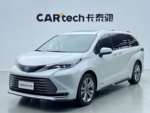 2021 Toyota Sienna 2.5L Hybrid Ultimate