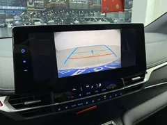 2021 Toyota Sienna 2.5L Hybrid Ultimate, белый — фото 13