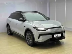 2024 Leapmotor C11 EREV 300 Premium — фото 3