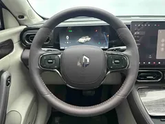2024 Leapmotor C11 EREV 300 Premium — фото 13