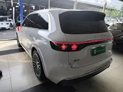 2025 Aito M8 EREV Max+ 53.4kWh 5-Seat 192-Line LiDAR, белый — фото 5
